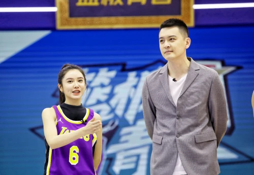 刻苦训练篮球时如何避免受伤的建议_0